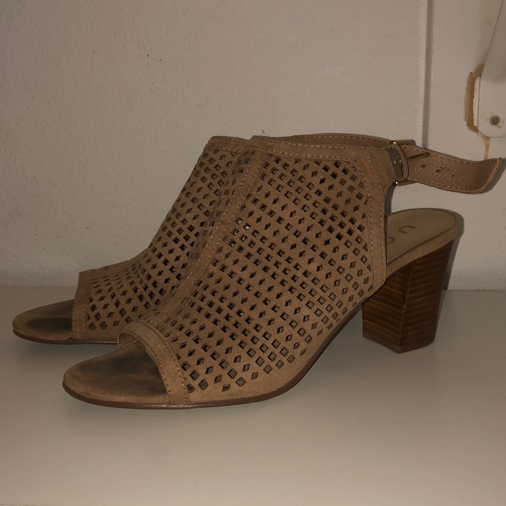 high heeled boots